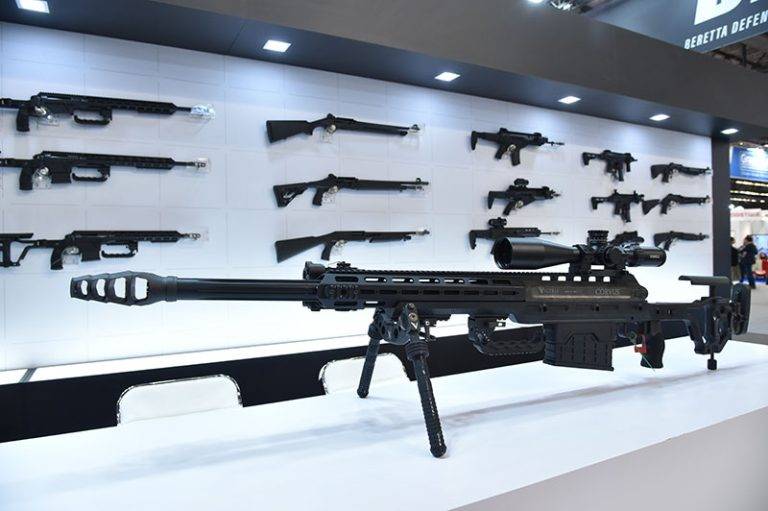 Weapons and ammunition